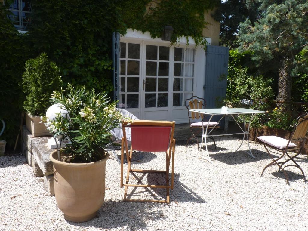 Chambres D'Hotes Saint Veredeme Pujaut Εξωτερικό φωτογραφία