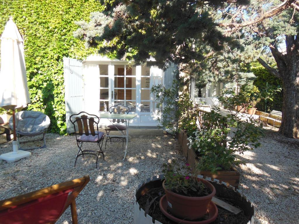 Chambres D'Hotes Saint Veredeme Pujaut Εξωτερικό φωτογραφία